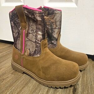 Magellan Outdoors Kids' Boone Realtree Edge Boots